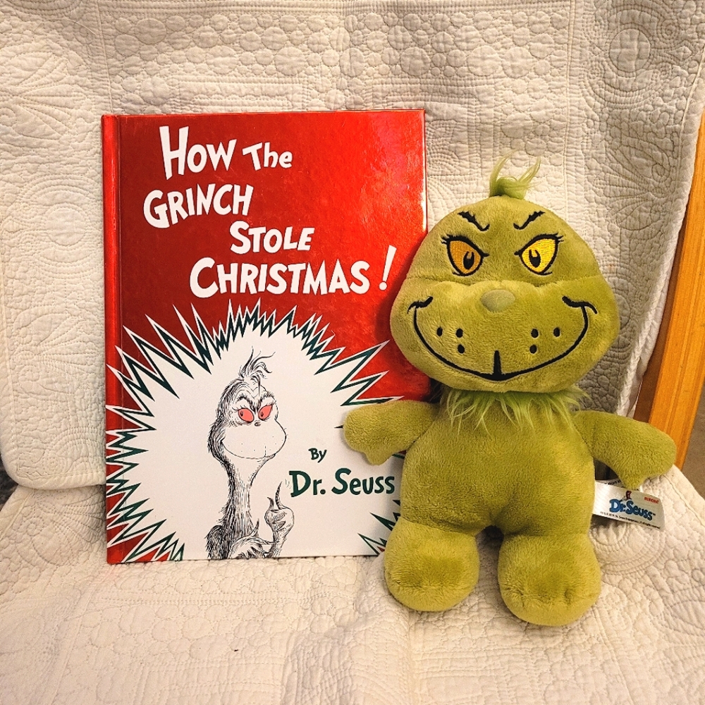 Grinch Book & Plush - Picture 1 of 5